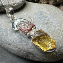 Load image into Gallery viewer, Adelina Moon Necklace