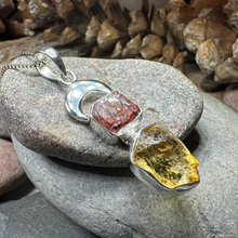 Load image into Gallery viewer, Adelina Moon Necklace