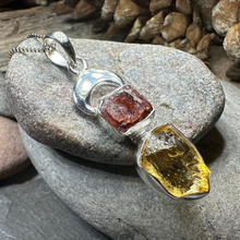 Load image into Gallery viewer, Adelina Moon Necklace