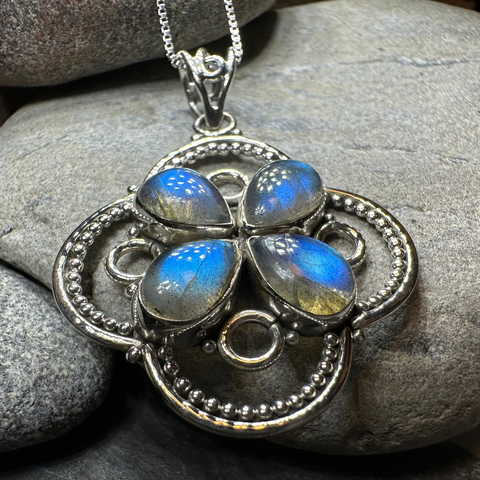 Load image into Gallery viewer, Astrid Aurora LabradoriteNecklace