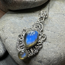 Load image into Gallery viewer, Fiona Labradorite Necklace
