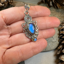 Load image into Gallery viewer, Fiona Labradorite Necklace