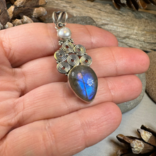 Load image into Gallery viewer, Phoebe Labradorite Necklace