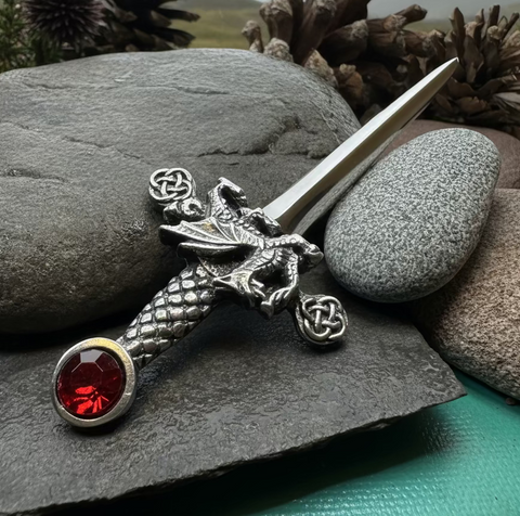 Load image into Gallery viewer, Welsh Dragon Kilt Pin