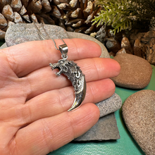 Load image into Gallery viewer, Wolf Claw Necklace
