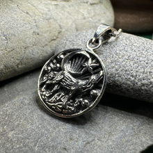 Load image into Gallery viewer, Oíche Wolf Necklace