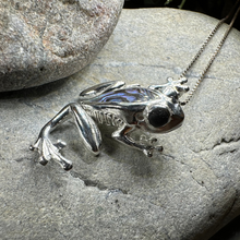 Load image into Gallery viewer, Abalone Frog Necklace