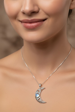 Load image into Gallery viewer, Sabrina Triple Moon Necklace