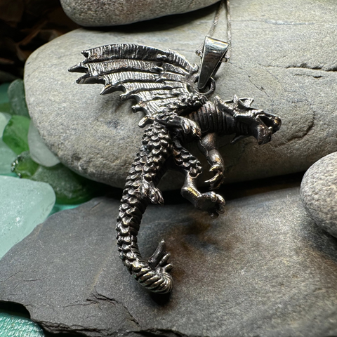 Load image into Gallery viewer, Zee Dragon Necklace
