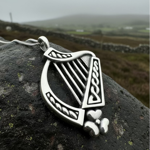 Load image into Gallery viewer, Oisin Irish Shamrock Harp Necklace in Sterling Silver