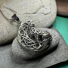 Load image into Gallery viewer, Mac Tíre Wolf Necklace