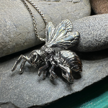Load image into Gallery viewer, Cordelia Bee Necklace