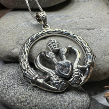 Load image into Gallery viewer, Celtic Swan Claddagh Necklace