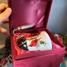 Load image into Gallery viewer, Cardinals Appear When Angels Are Near Ornament