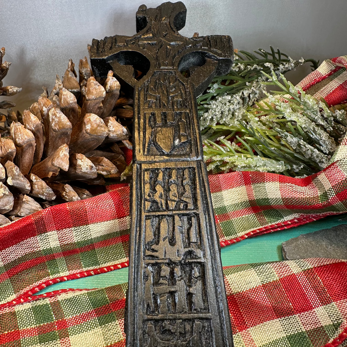 Donaghmore Celtic Cross Turf Statue – Celtic Crystal Design Jewelry
