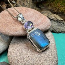 Load image into Gallery viewer, Briony Labradorite Necklace