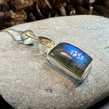 Load image into Gallery viewer, Briony Labradorite Necklace