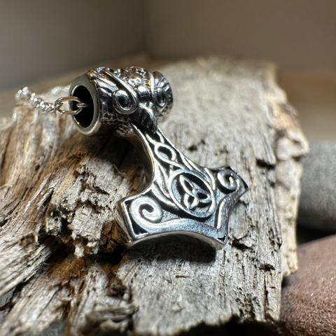 Load image into Gallery viewer, Petite Thor's Hammer Celtic Necklace