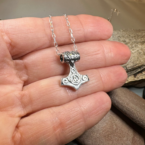 Load image into Gallery viewer, Petite Thor's Hammer Celtic Necklace