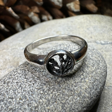 Load image into Gallery viewer, Nahla Petite Thistle Ring