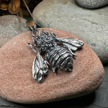 Load image into Gallery viewer, Bethany Realistic Bee Necklace