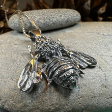 Load image into Gallery viewer, Bethany Realistic Bee Necklace