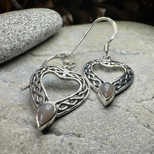 Load image into Gallery viewer, Scottish Heart Earrings