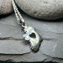 Load image into Gallery viewer, Ireland Necklace