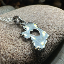 Load image into Gallery viewer, Ireland Necklace