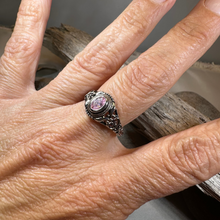 Load image into Gallery viewer, Romantic Celtic Knot Ring