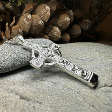 Load image into Gallery viewer, Kildalton Scottish Celtic Cross Necklace