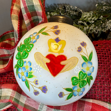 Load image into Gallery viewer, Celtic Claddagh Ornament