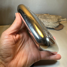 Load image into Gallery viewer, Forest King Stag Pewter Hip Flask