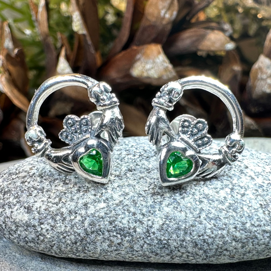 Cheerful Irish Claddagh Earrings