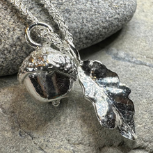 Load image into Gallery viewer, Oak Leaf & Acorn Necklace