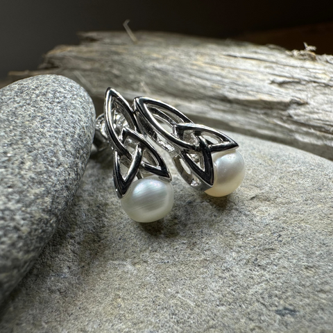Load image into Gallery viewer, Trinity Knot Pearl Post Earring - Handmade in Ireland