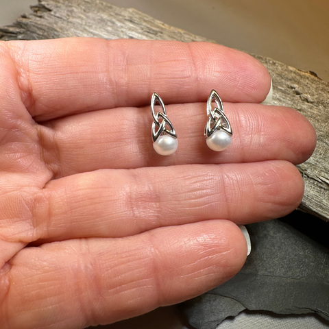 Load image into Gallery viewer, Trinity Knot Pearl Post Earring - Handmade in Ireland