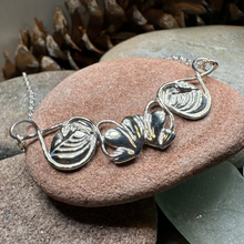 Load image into Gallery viewer, Mackintosh Leaves Necklace