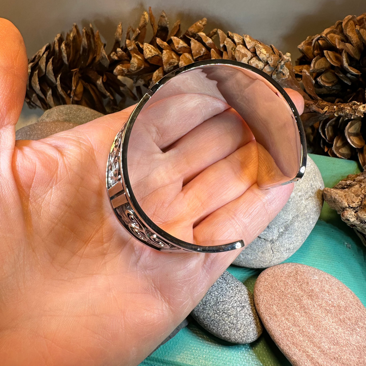 SIPURIS Bracciale celtico a nodi Viking triskelion bracciale a spirale triskele per uomini donne norvegese acciaio inox nordico regolabile aperto amuleto gioielli regali SIPURIS Bracciale celtico a nodi Viking triskelion bracciale a spirale triskele per uomini donne norvegese acciaio inox nordico regolabile aperto amuleto gioielli regali