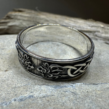 Load image into Gallery viewer, Celtic Lion Ring