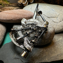 Load image into Gallery viewer, Bagpipes Kilt Pin