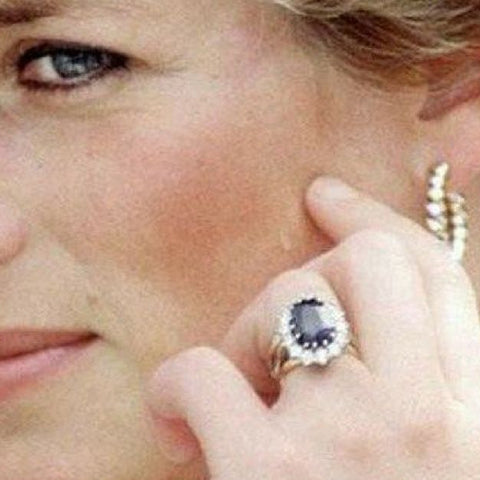 Load image into Gallery viewer, Princess Diana Sapphire Engagement Ring