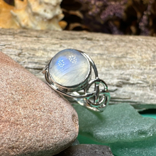 Load image into Gallery viewer, Rhianna Celtic Knot Ring