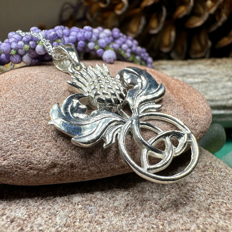 Load image into Gallery viewer, Scottish Thistle Trinity Knot Necklace