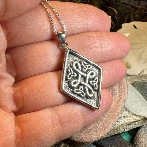 Load image into Gallery viewer, Celtic Quaternary Knot Necklace