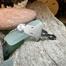 Load image into Gallery viewer, Triskele Irish Dancer Necklace