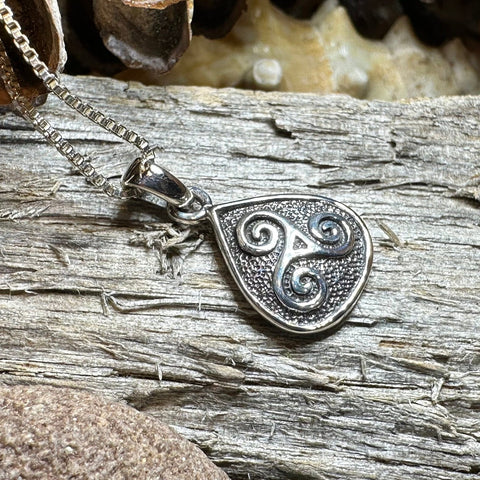 Load image into Gallery viewer, Celtic Triple Spiral Necklace