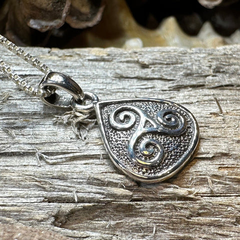 Load image into Gallery viewer, Celtic Triple Spiral Necklace