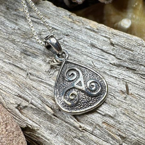 Load image into Gallery viewer, Celtic Triple Spiral Necklace