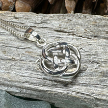Load image into Gallery viewer, Celtic Dara Knot Necklace